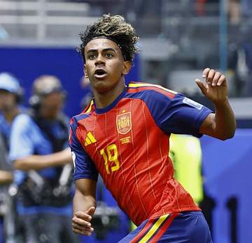 19歳になったスペイン代表ヤマル、フランス代表との大一番へ「こういう試合で得点するのは特別。明日は特別な一日になるって確信している」