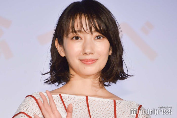 波瑠(C)モデルプレス