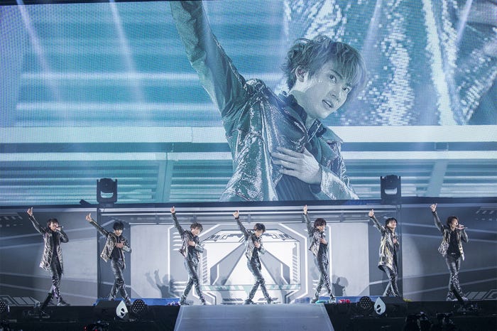 超特急(写真提供:SDR)