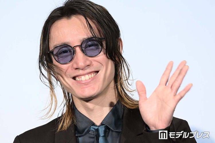 画像1/15) 関ジャニ∞安田章大、“最強運勢の人物”のハワイ公演に参加  