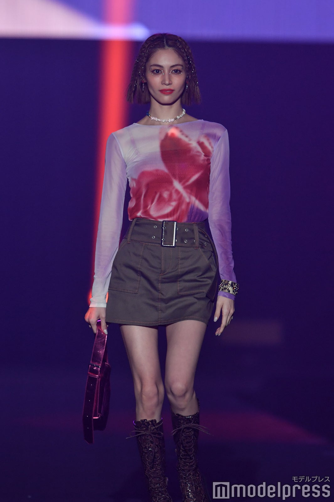 （C）モデルプレス