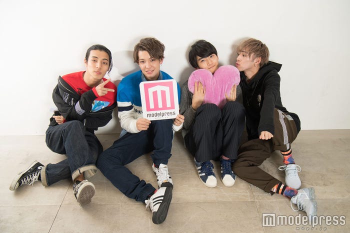 (左から)AM、Kauan、Fu、U(C)モデルプレス