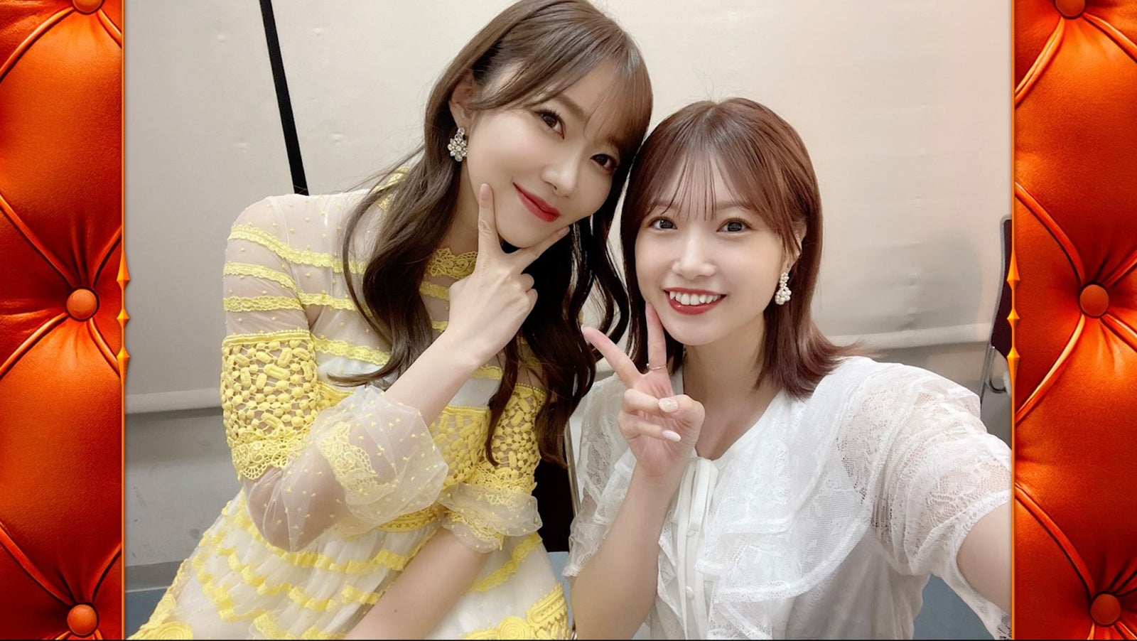 指原莉乃、朝長美桜（C）AbemaTV,Inc.