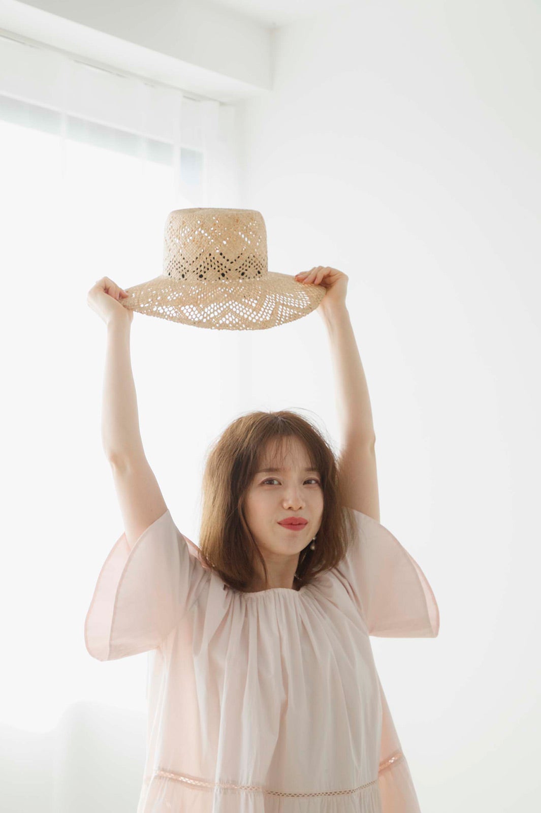 弘中綾香アナウンサー（画像提供：講談社）