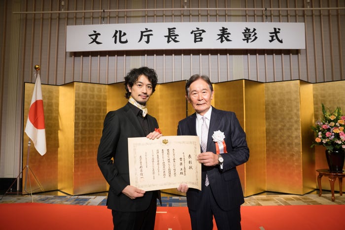 斎藤工、文化庁都倉俊一⻑官(提供写真)