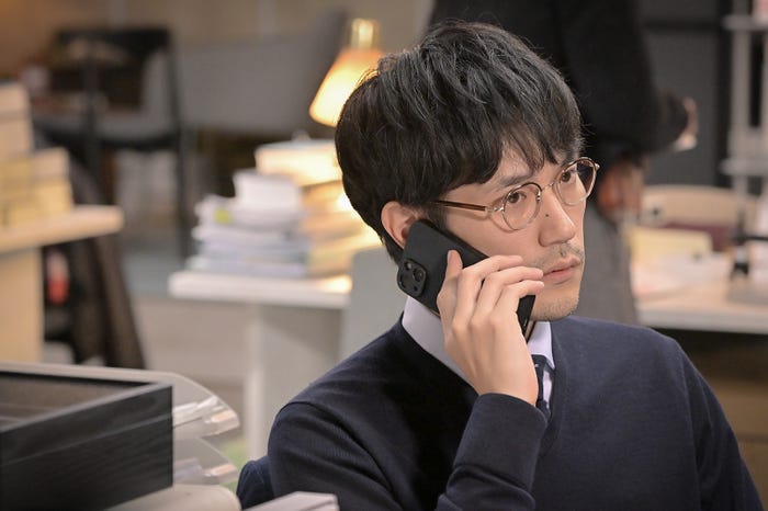 松山ケンイチ「クジャクのダンス、誰が見た?」第2話(C)TBS