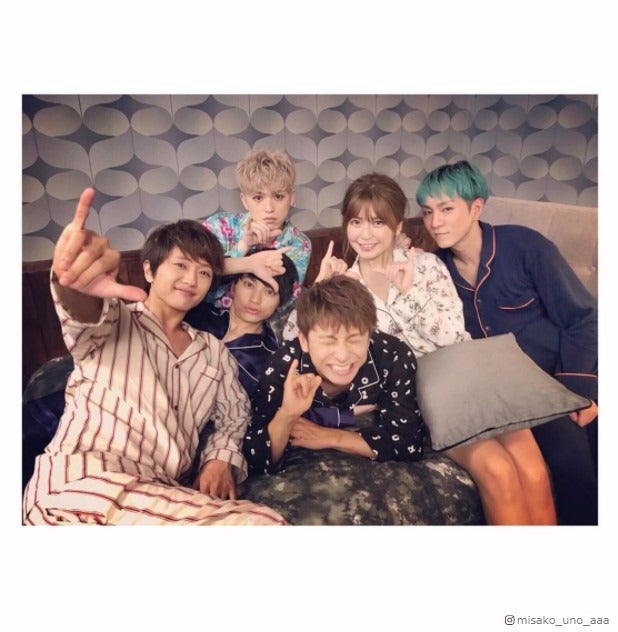 AAAのプライベート感たっぷり　パジャマ姿も披露「LIFE」MV公開