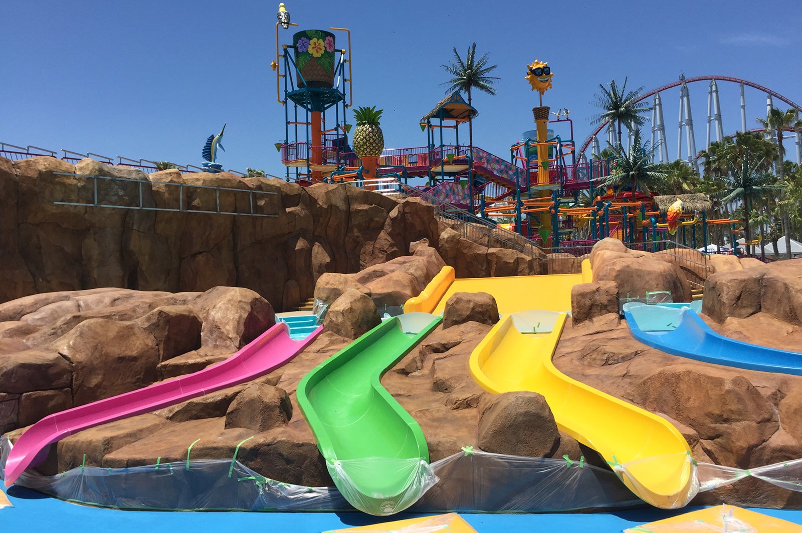 キッズスライダー4種4レーン／画像提供：長島観光開発