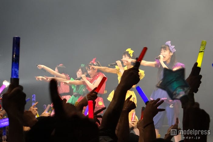 ももいろクローバーZ