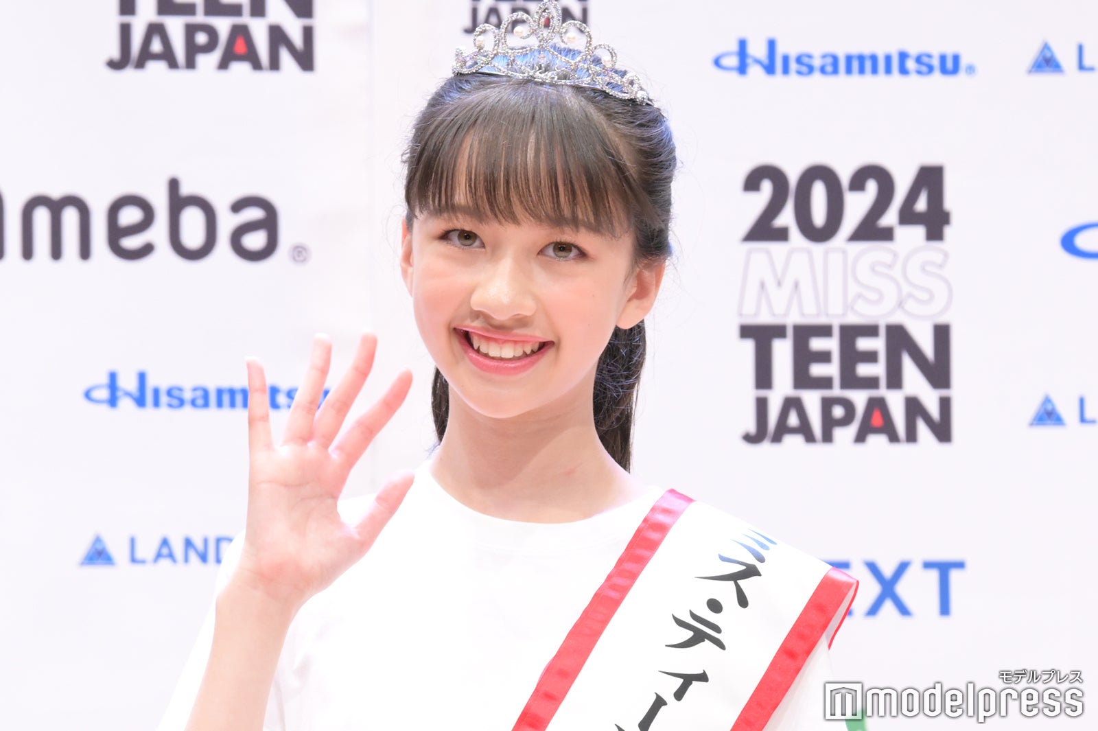 「2024ミス・ティーン・ジャパン」グランプリに輝いたコバルチク花理愛さん（C）モデルプレス