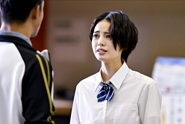 親か東大か 一人苦悩する平手友梨奈 楓 をアクシデントが襲う ドラゴン桜 モデルプレス 親か東大か 一人苦悩する平手友梨奈 楓 をアクシデントが襲う ドラゴン桜 モデルプレス