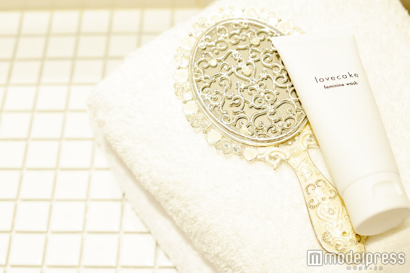 臭いの元をさっぱり洗い流す『ラブケイク』(C)モデルプレス