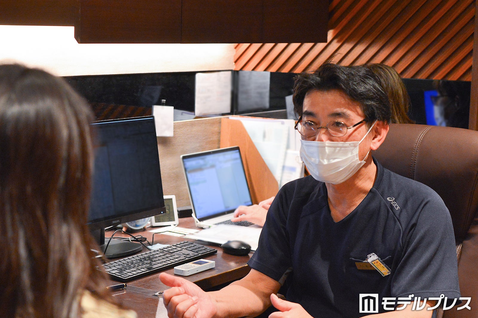 医師との診察（C）モデルプレス