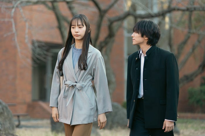 井桁弘恵、山下幸輝「私の町の千葉くんは。」第11話(C)「私の町の千葉くんは。」製作委員会