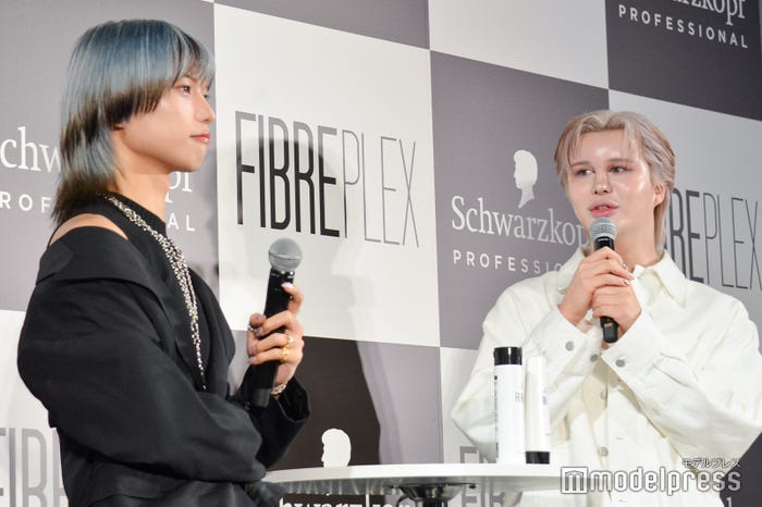 プライベートでも仲の良い2人/(左から)Zutti Mattia、Matt(C)モデルプレス
