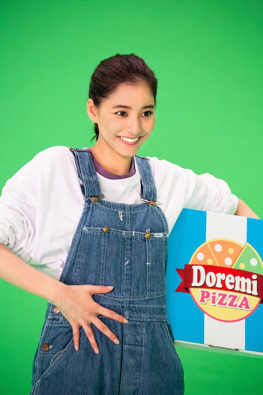 “食いしん坊”な新木優子（C）フジテレビ