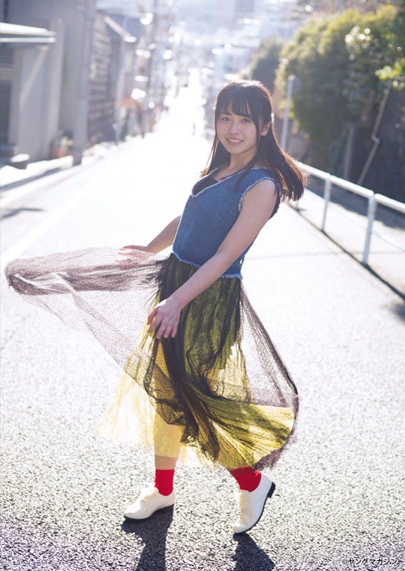 長濱ねる（C)川上優／ヤングマガジン