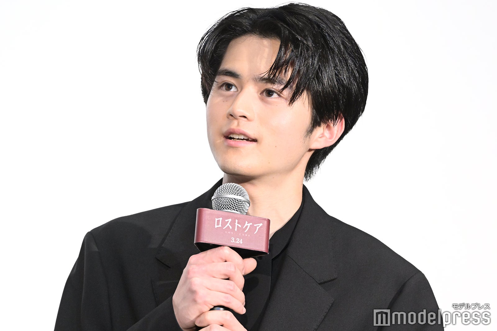 鈴鹿央士（C）モデルプレス