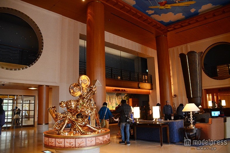 アンバサダーホテル内観