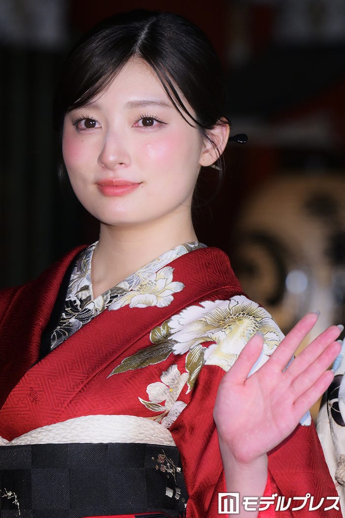 吉川愛(C)モデルプレス