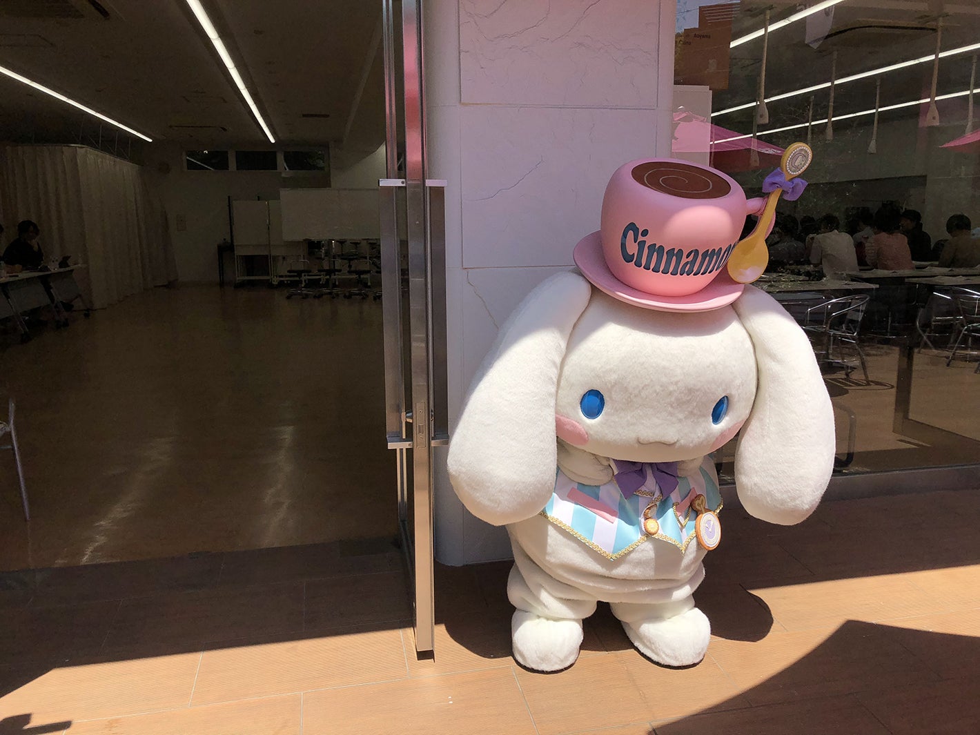 シナモン（C）’01， ’19 SANRIO 著作 （株）サンリオ