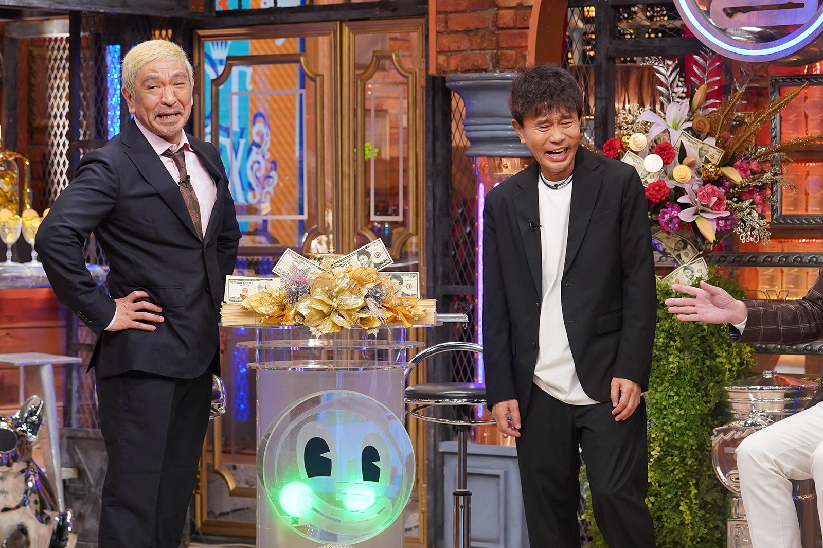 ダウンタウン（松本人志、浜田雅功）（C）読売テレビ