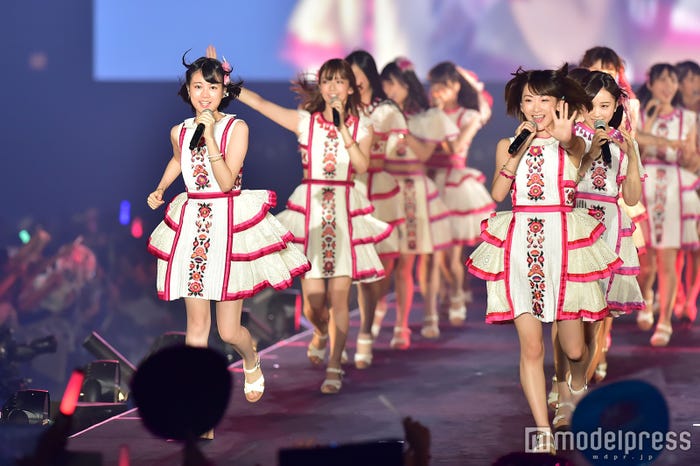 乃木坂46(C)モデルプレス