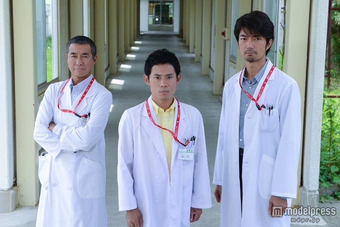 左から:柳葉敏郎、伊藤淳史、仲村トオル/画像提供:関西テレビ