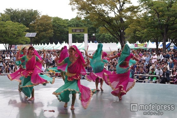 ステージパフォーマンス／画像提供：ナマステ・インディア事務局