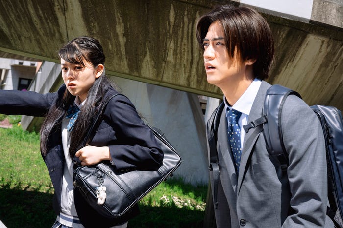 蒼戸虹子、高橋海人「DOPE 麻薬取締部特捜課」第5話(C)TBS