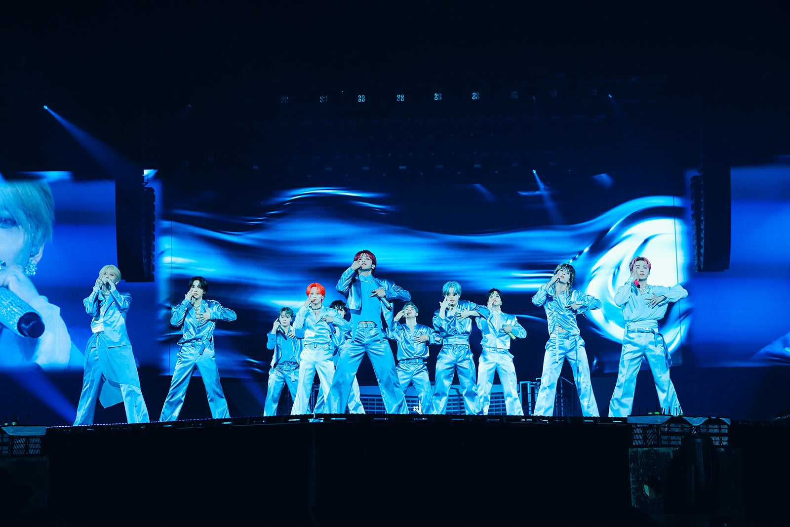 JO1（C）LAPONE Entertainment