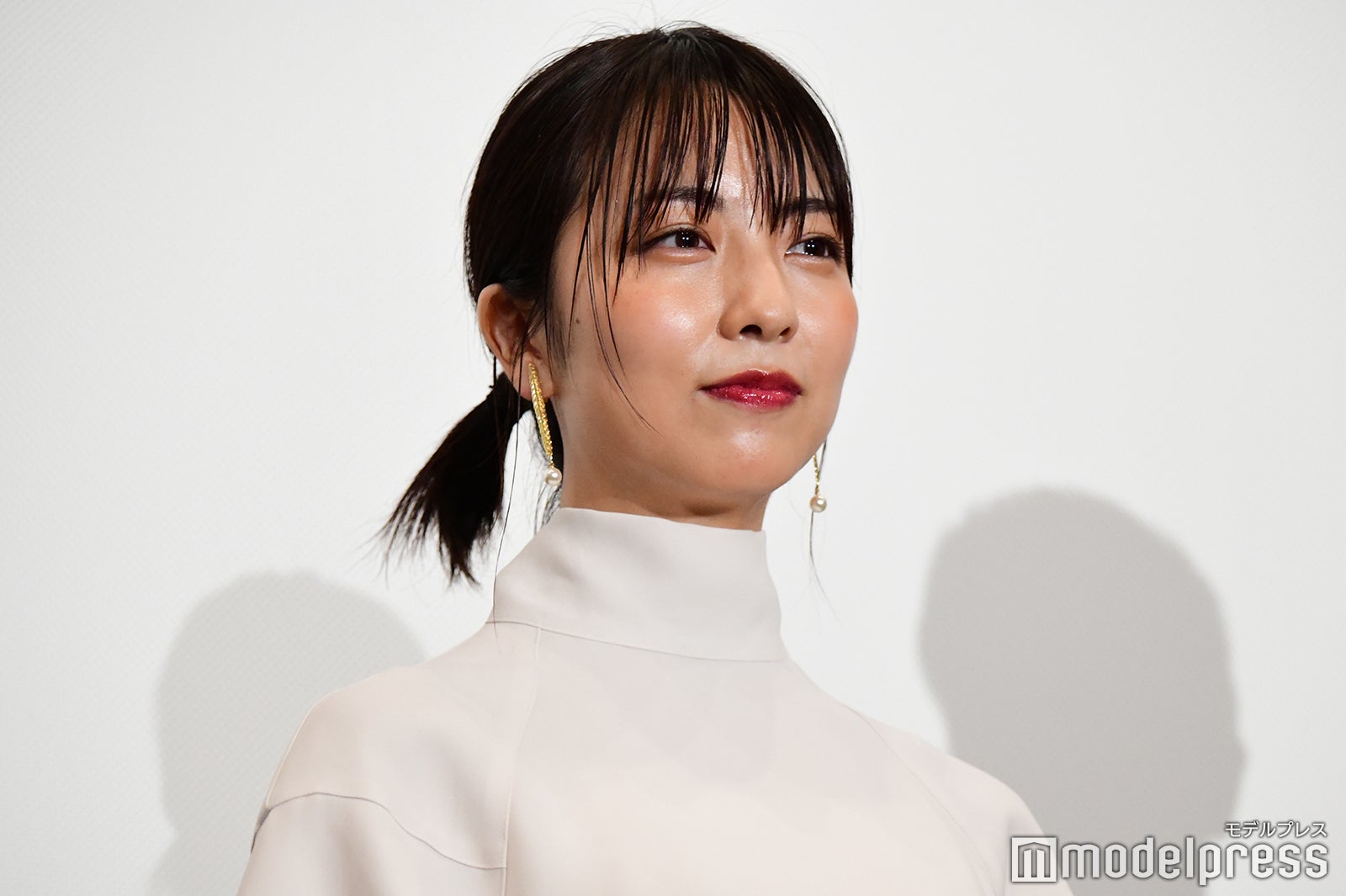 小島梨里杏 （C）モデルプレス