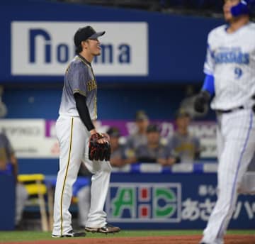 阪神・岩貞 4回7安打3失点で降板