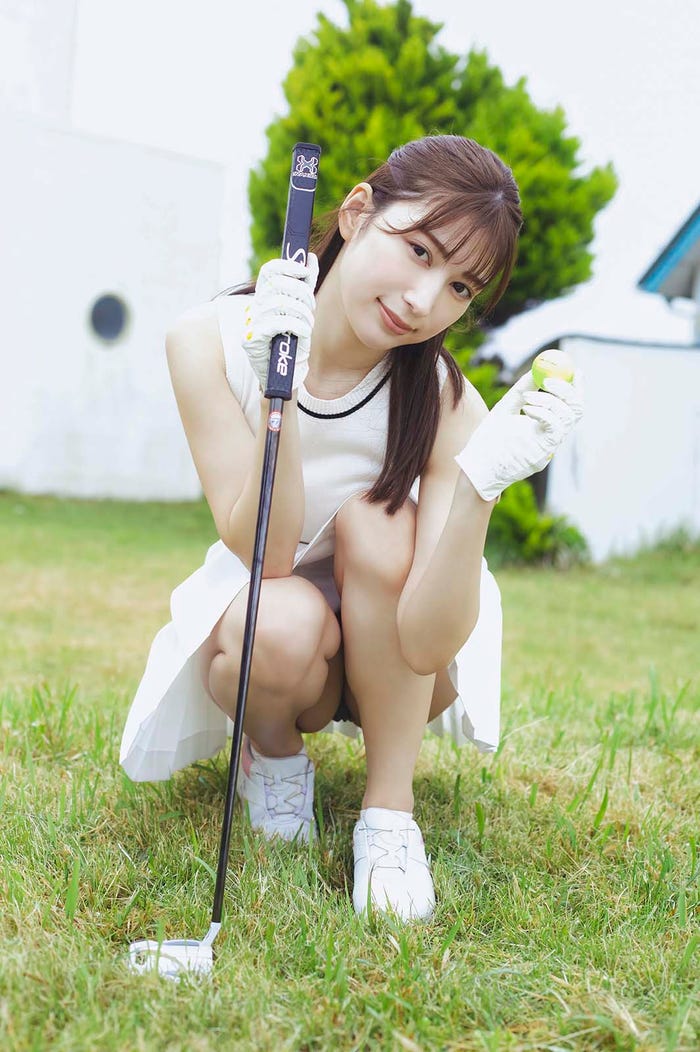 雪平莉左(C)光文社/週刊FLASH 写真◎桑島智輝