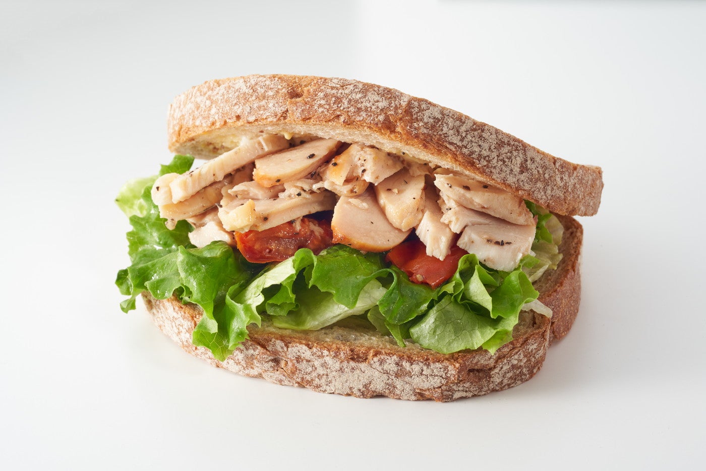 チキン＆チーズクリーム 石窯カンパーニュ¥545／画像提供：スターバックス コーヒー ジャパン