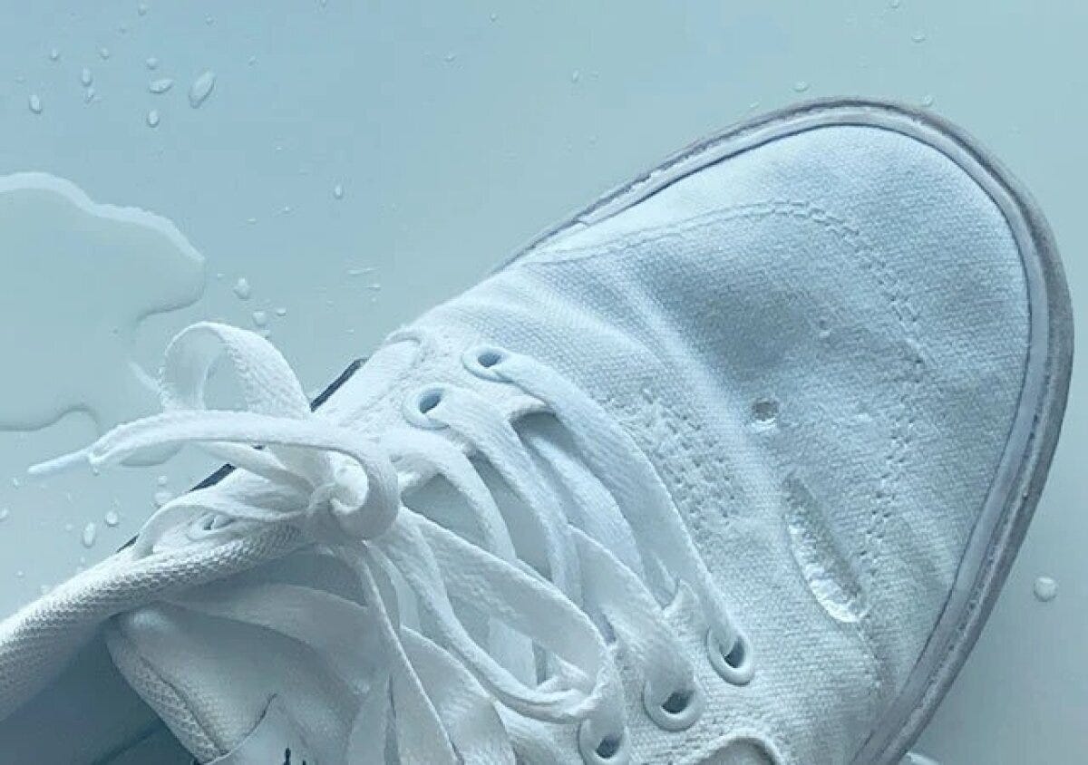 ダイソー　フッ素防水スプレー