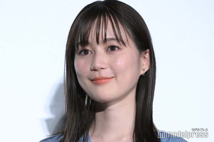 生田絵梨花(C)モデルプレス