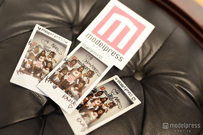 CYBERJAPAN DANCERSさんの直筆サイン入りチェキをプレゼント