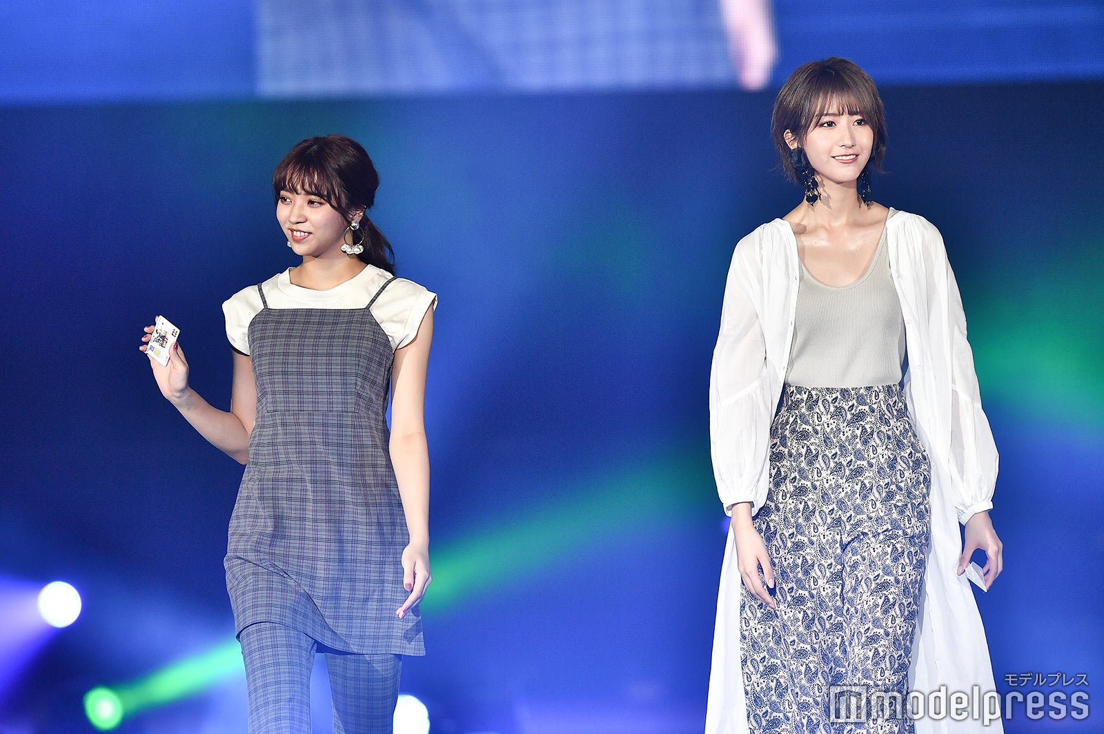 小林由依、土生瑞穂（C）モデルプレス