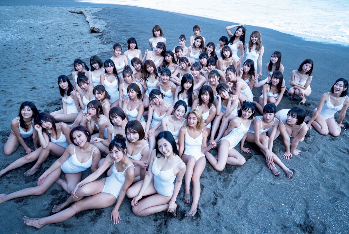 1泊2日、伊豆、グラドル53人（C）LUCKMAN，藤本和典，佐藤佑一／週刊プレイボーイ