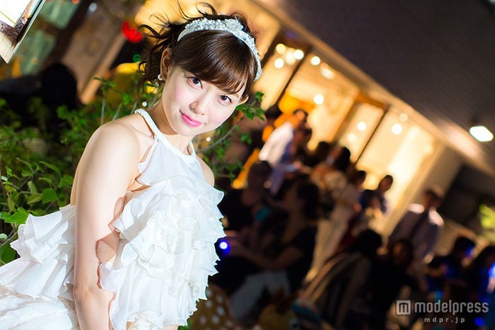 「VOGUE FASHION'S NIGHT OUT 2015」でウエディングドレスを着せてもらったり…(C)モデルプレス