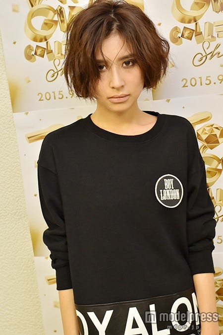 モデルプレスのインタビューに応じた、ラブリ