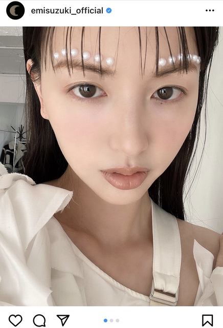 タトゥーが写り込むカットも 手越祐也 ファッション撮影のオフショットに注目集まる モデルプレス