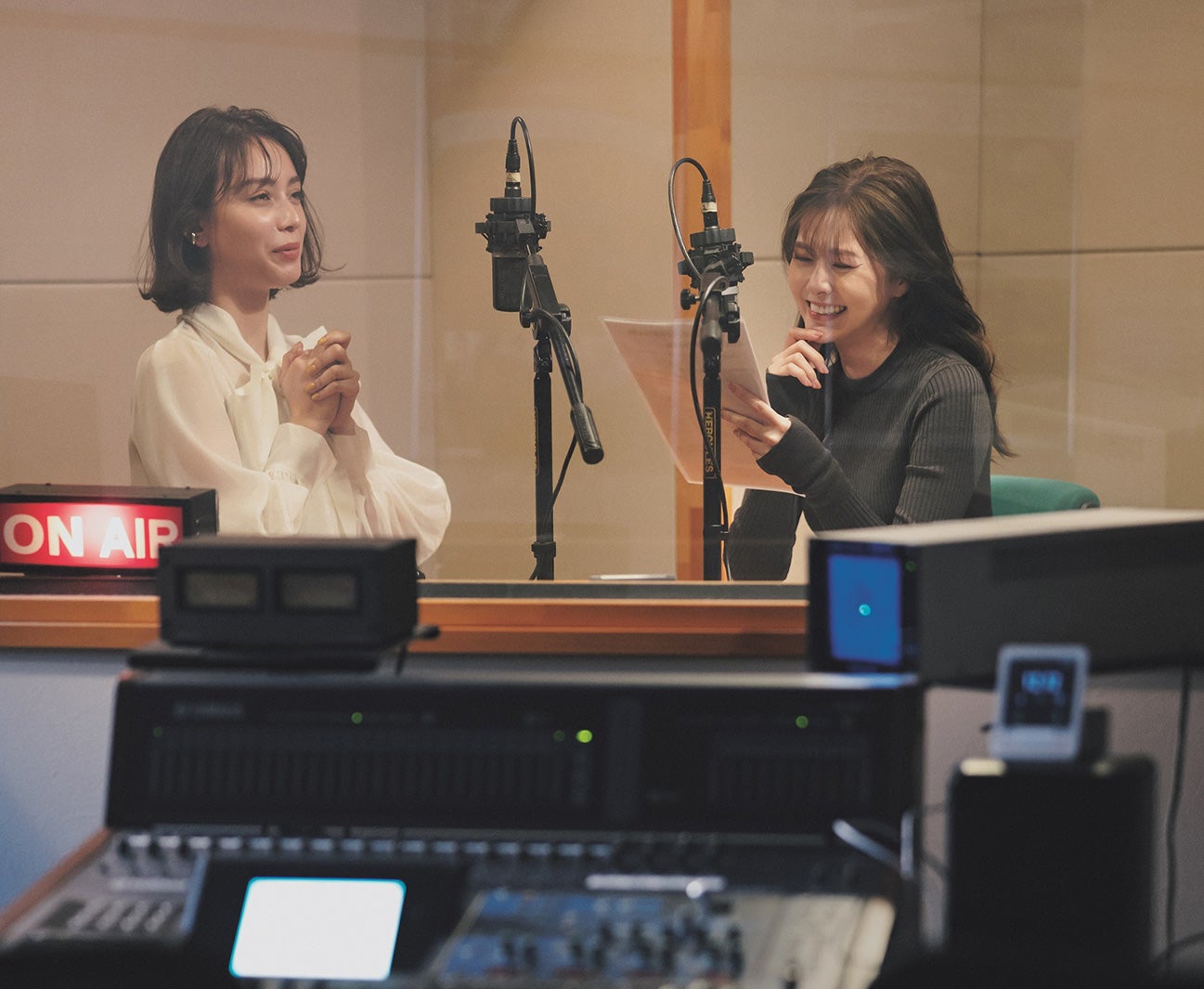 白石麻衣・ホラン千秋ら登場 滝沢カレン「Oggi」編集長の異色企画復活