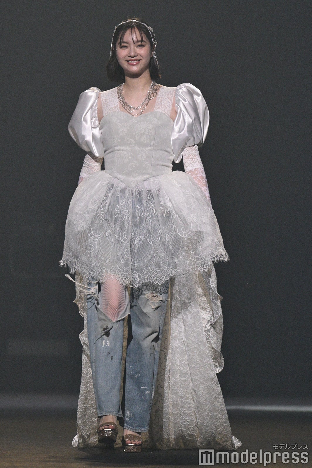 新川優愛（C）モデルプレス