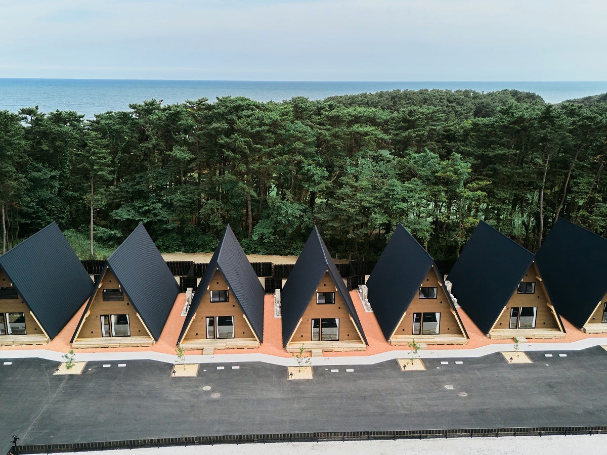 茨城にサウナ&温泉露天風呂付ヴィラ、自然溢れるプライベート空間に宿泊 ドッグラン付タイプも