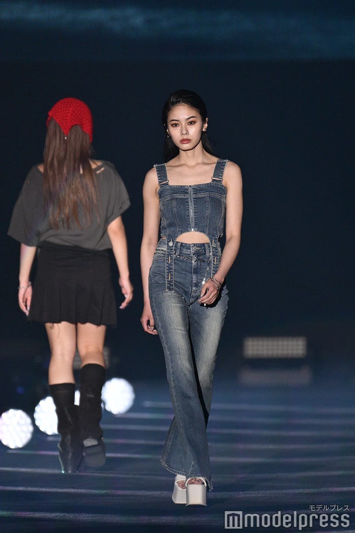 安斉星来(C)モデルプレス