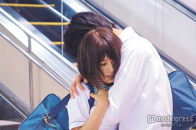 有村架純、福士蒼汰／「ストロボ・エッジ」場面カット