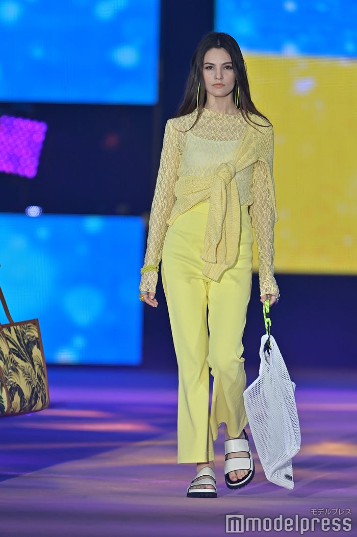 「Rakuten Fashion ウクライナチャリティステージ」の様子(C)モデルプレス