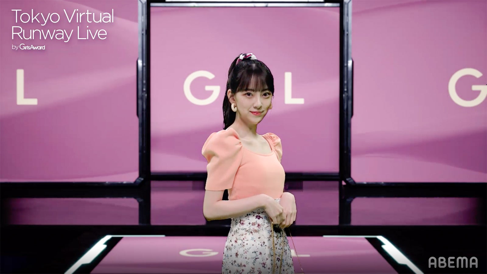 堀未央奈（C）Tokyo Virtual Runway Live by GirlsAward （C）AbemaTV, Inc.